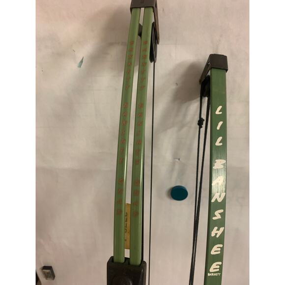 Barnett Banshee Quad Compound Bow and Lil Banshee Bow - Picture 2 of 9